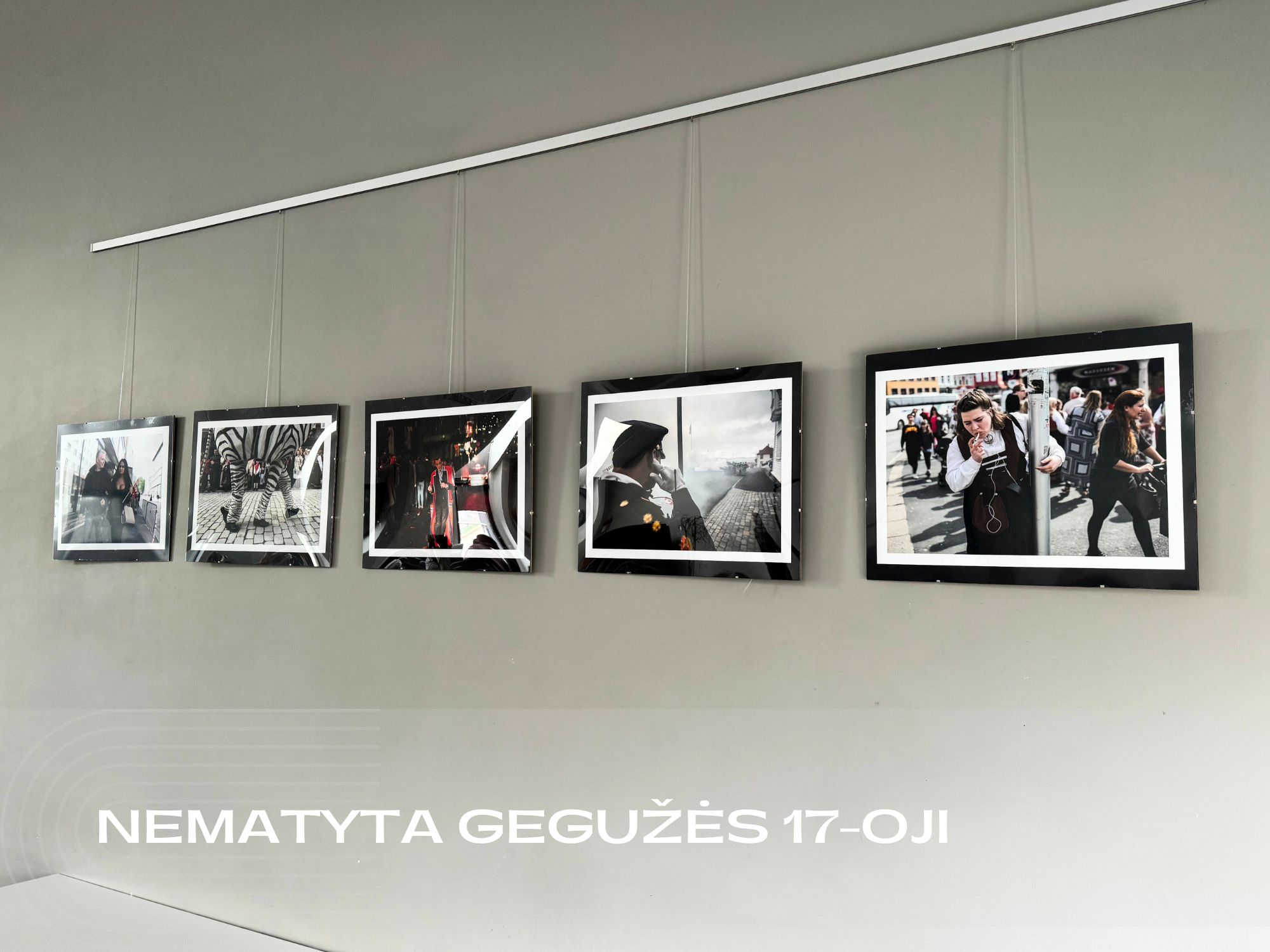 Fotografo Manto Girsko fotografijų paroda „Nematyta Gegužės 17-oji“